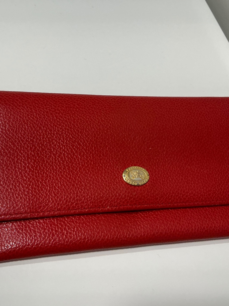 Vintage Burberrys Red Pebble Leather Clutch Wallet